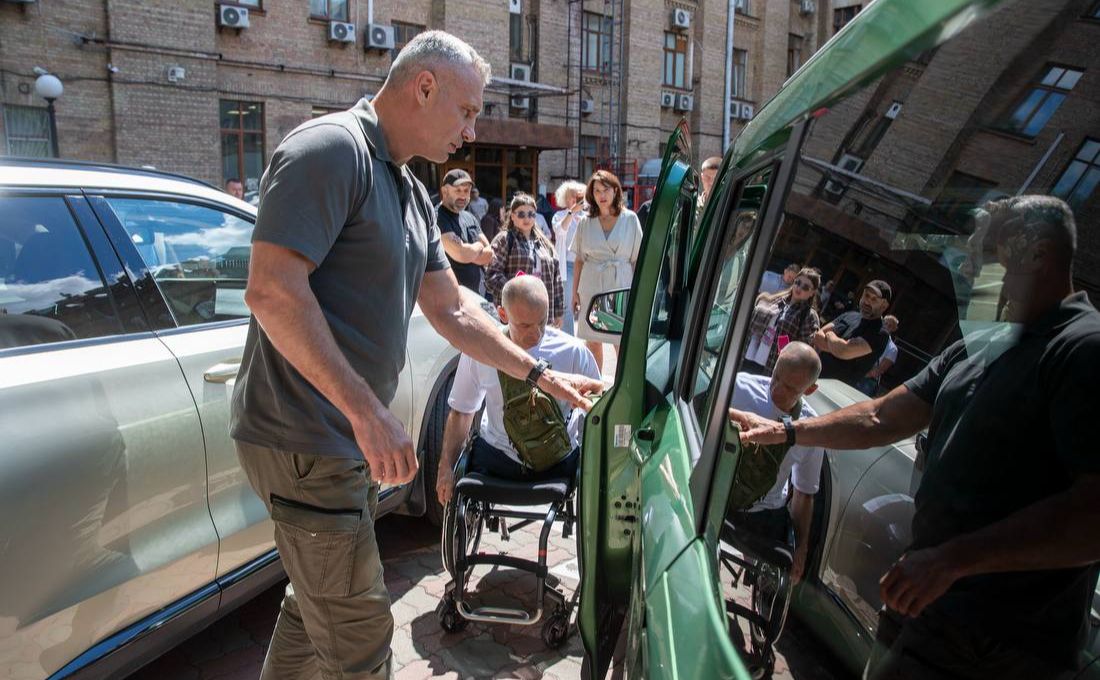 Київ першим в Україні почав компенсувати ветеранам вартість вживаних та нових авто